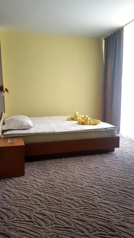 Balaton Hotel Slantschew brjag Exterior foto